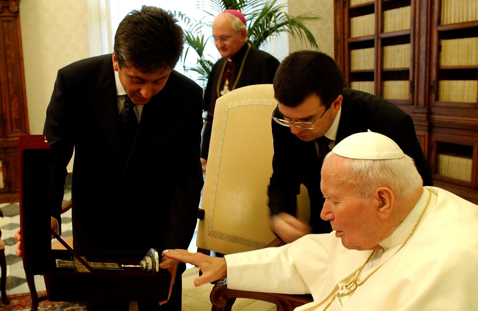 Георги Първанов и папа Йоан Павел Втори, 24 май 2002 г.