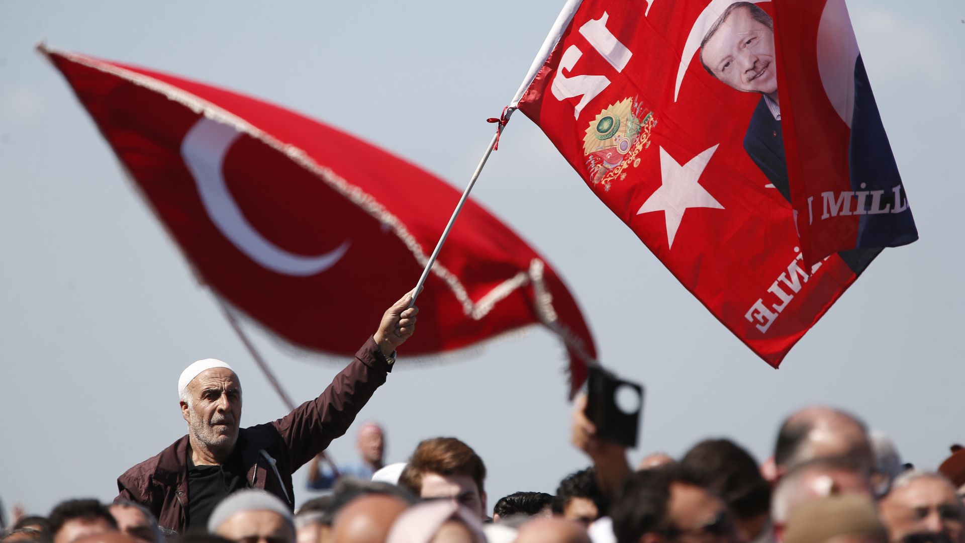 САЩ изолират Турция чрез "стратегия на задушаване"