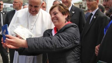 Папа Франциск и обикновените хора (снимки)