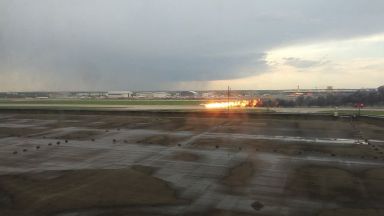 Разследващите: Катастрофиралият руски самолет  "Сухой Суперджет 100" е ударен от мълния