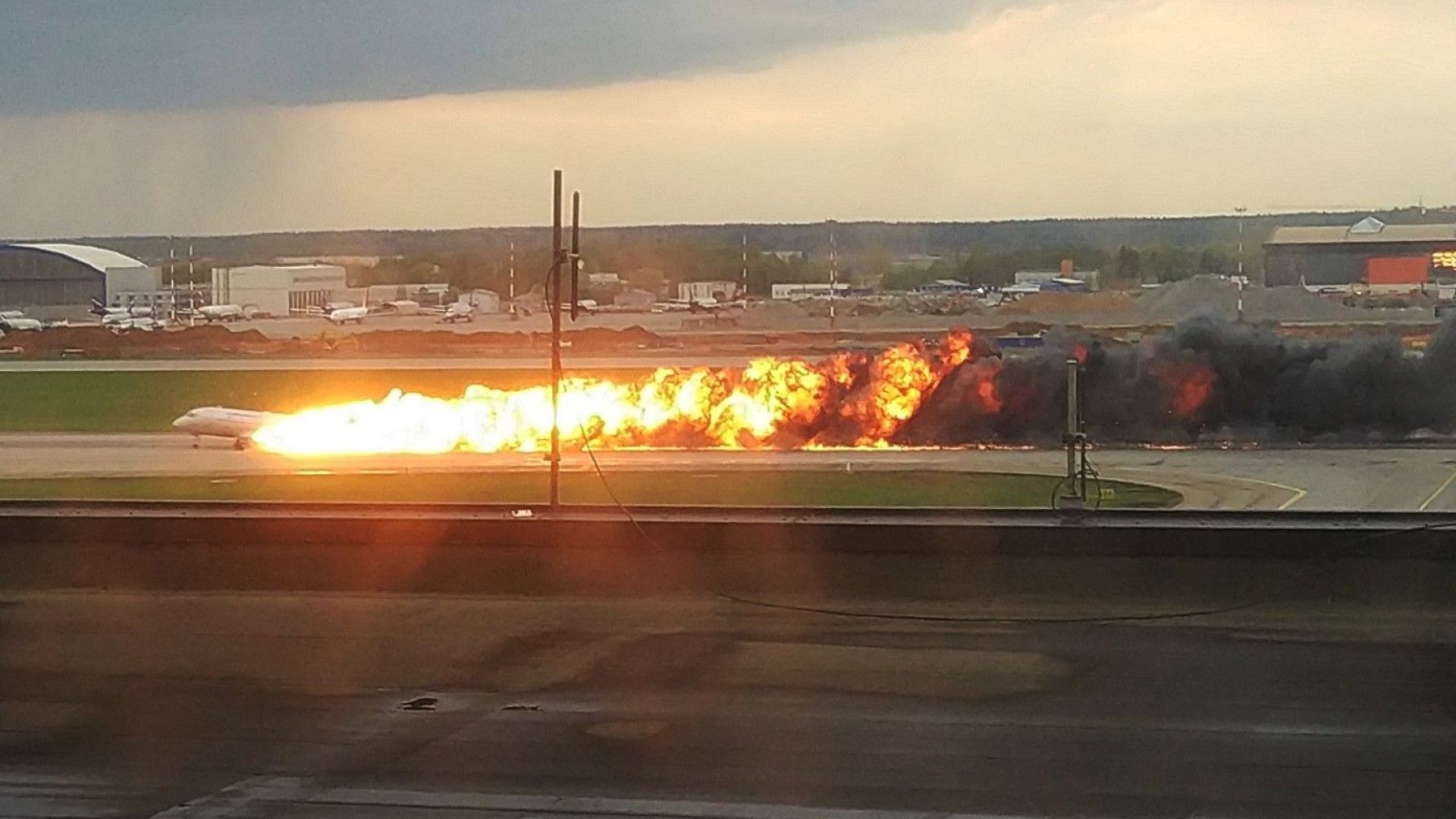 Четиресет и един души сред които най малко две деца и