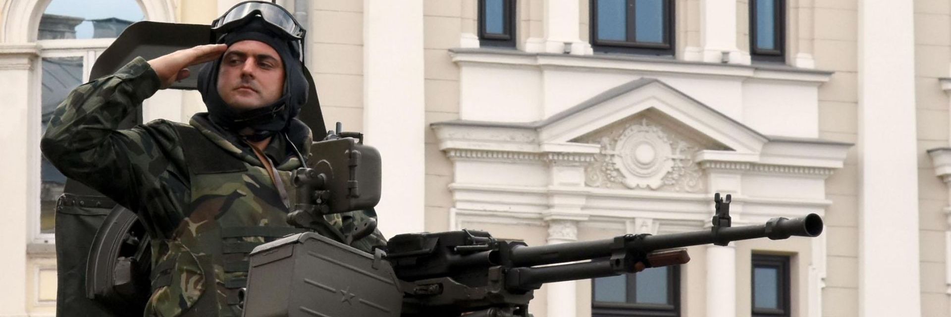 Какво въоръжение показа Българската армията на Гергьовден (видео и снимки)