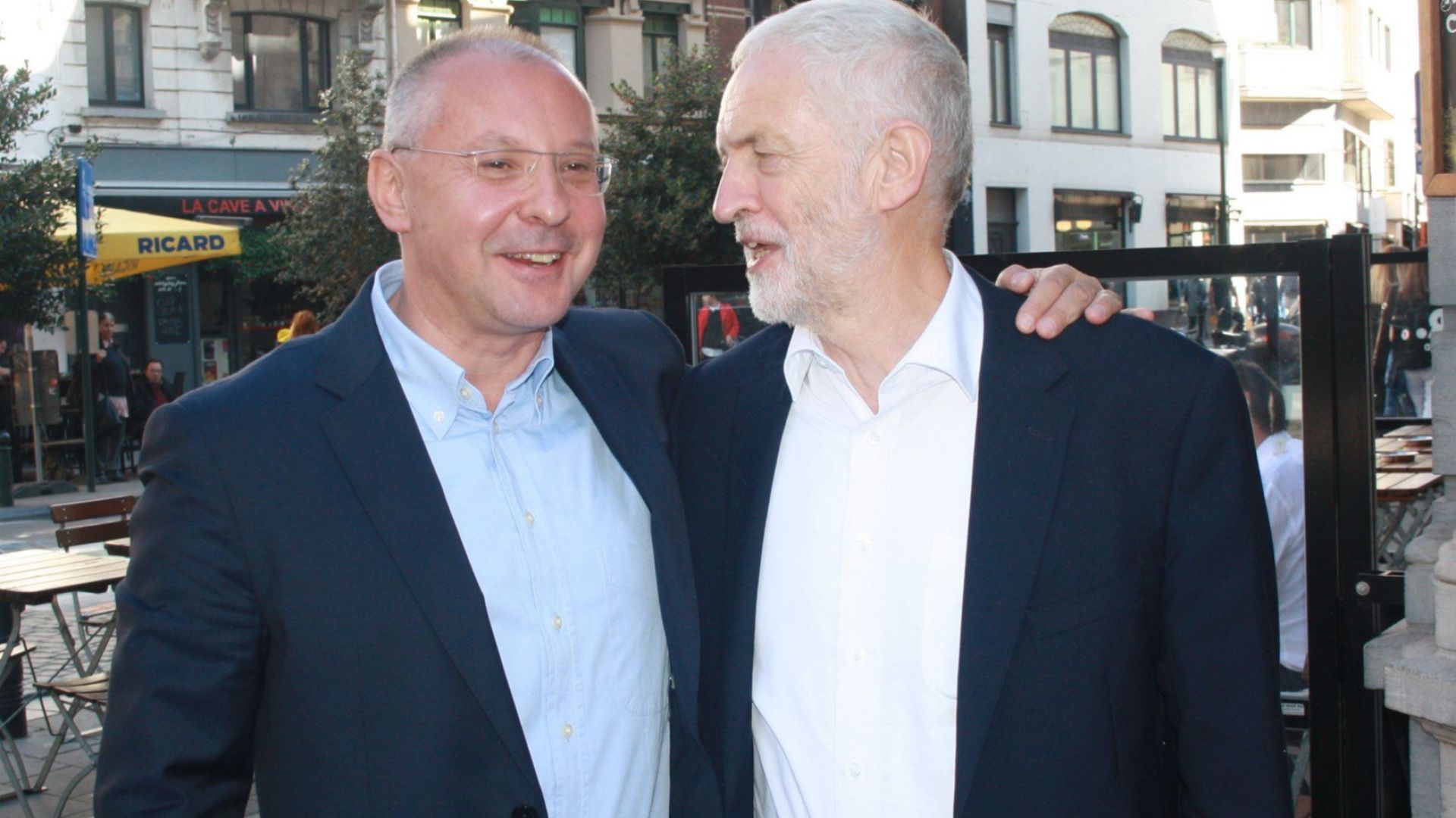 Не може един човек да се чувства изоставен и да