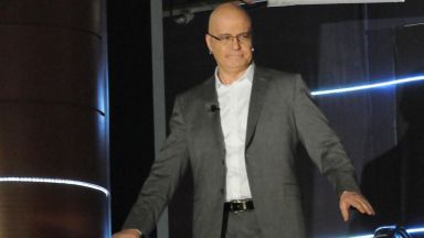 Защо ли е така Ами защото така стават нещата Ти