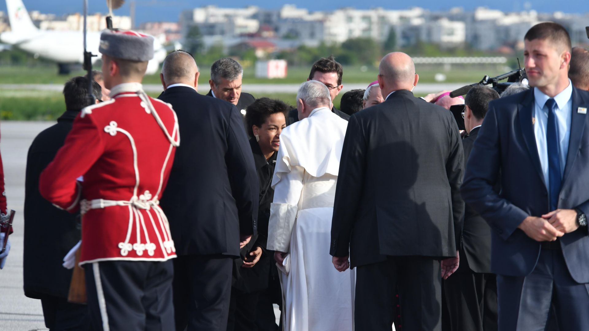 НСО благодари на гражданите и на медиите за успешното посещение на папата 