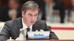 Президентът Вучич обеща канализация след наводненията в Белград