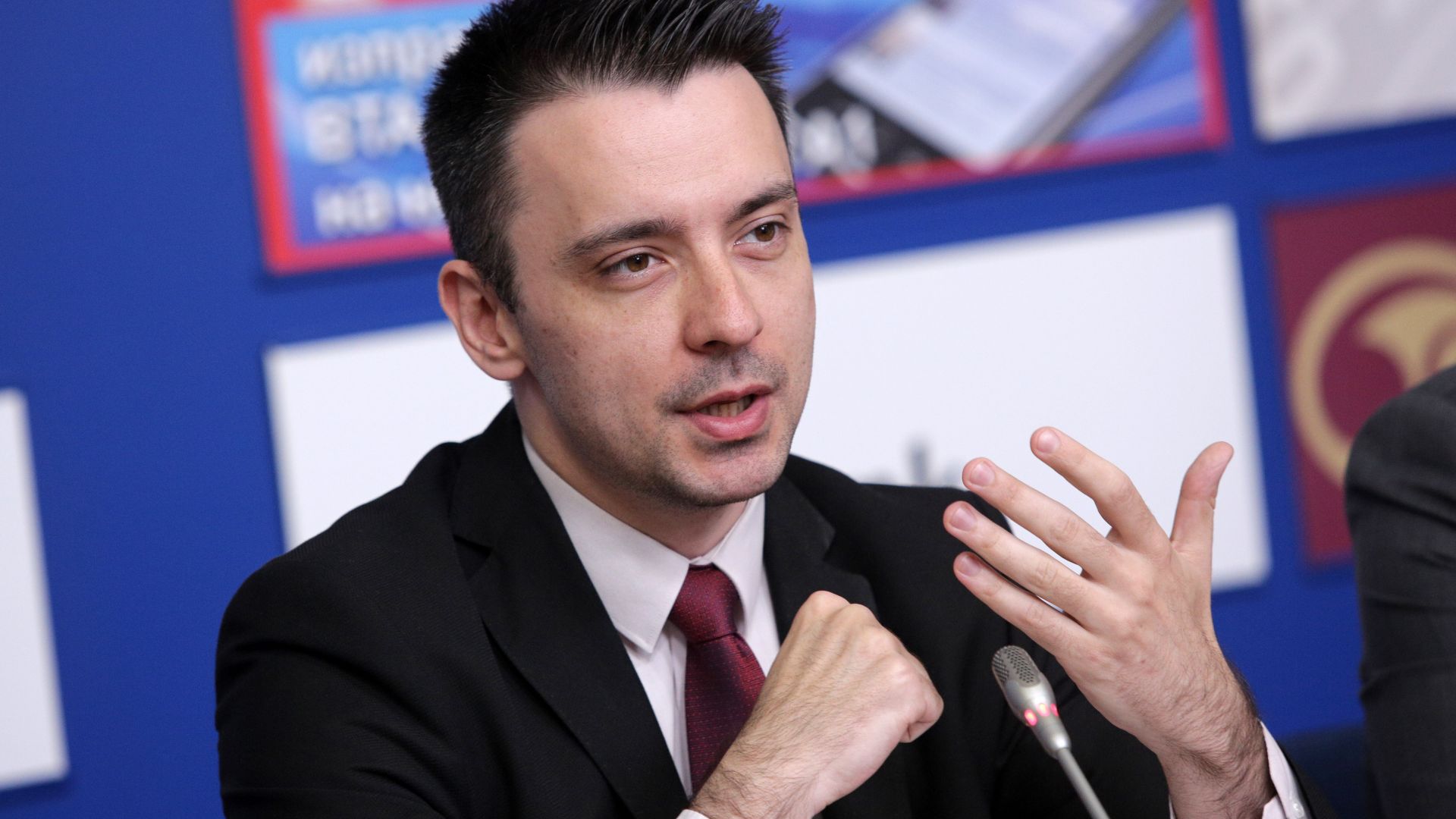 Кристиян Шкварек - кандидат за евродепутат от гражданската квота на