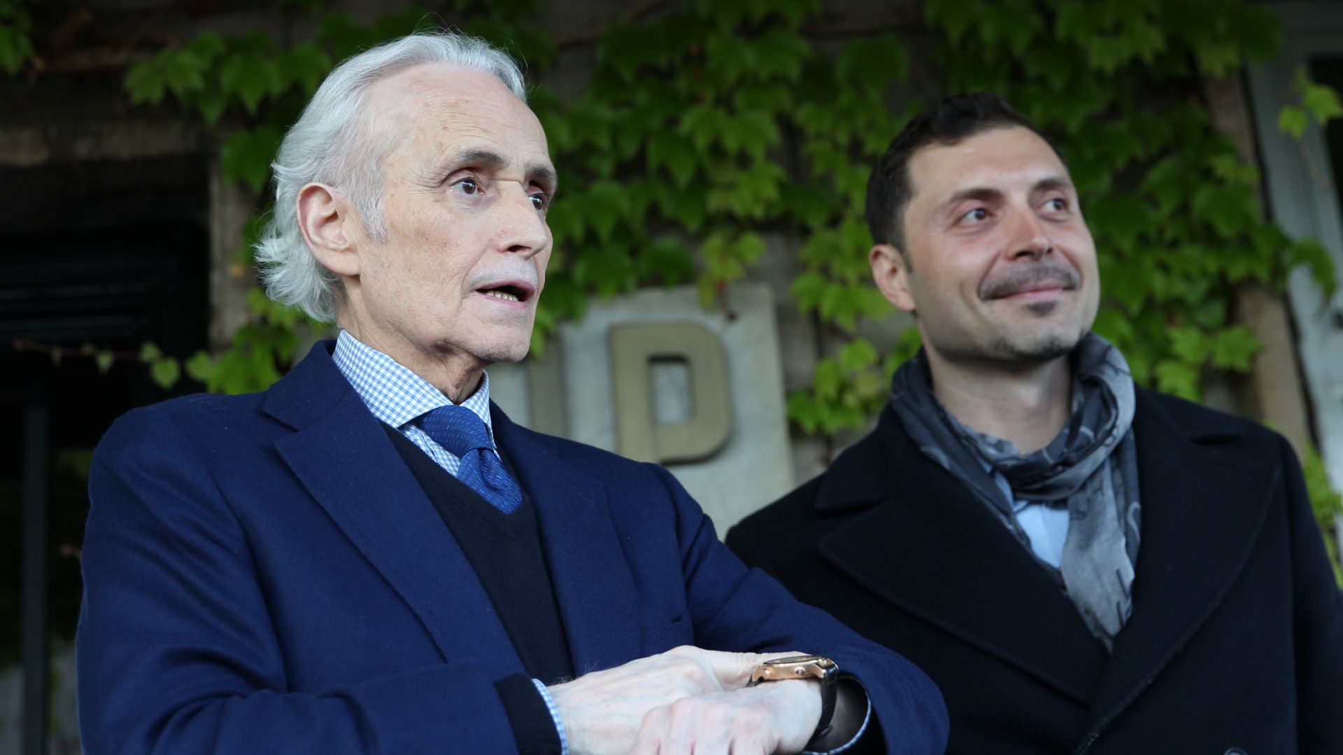 Знаменитият оперен певец Хосе Карерас пристигна у нас тази вечер на