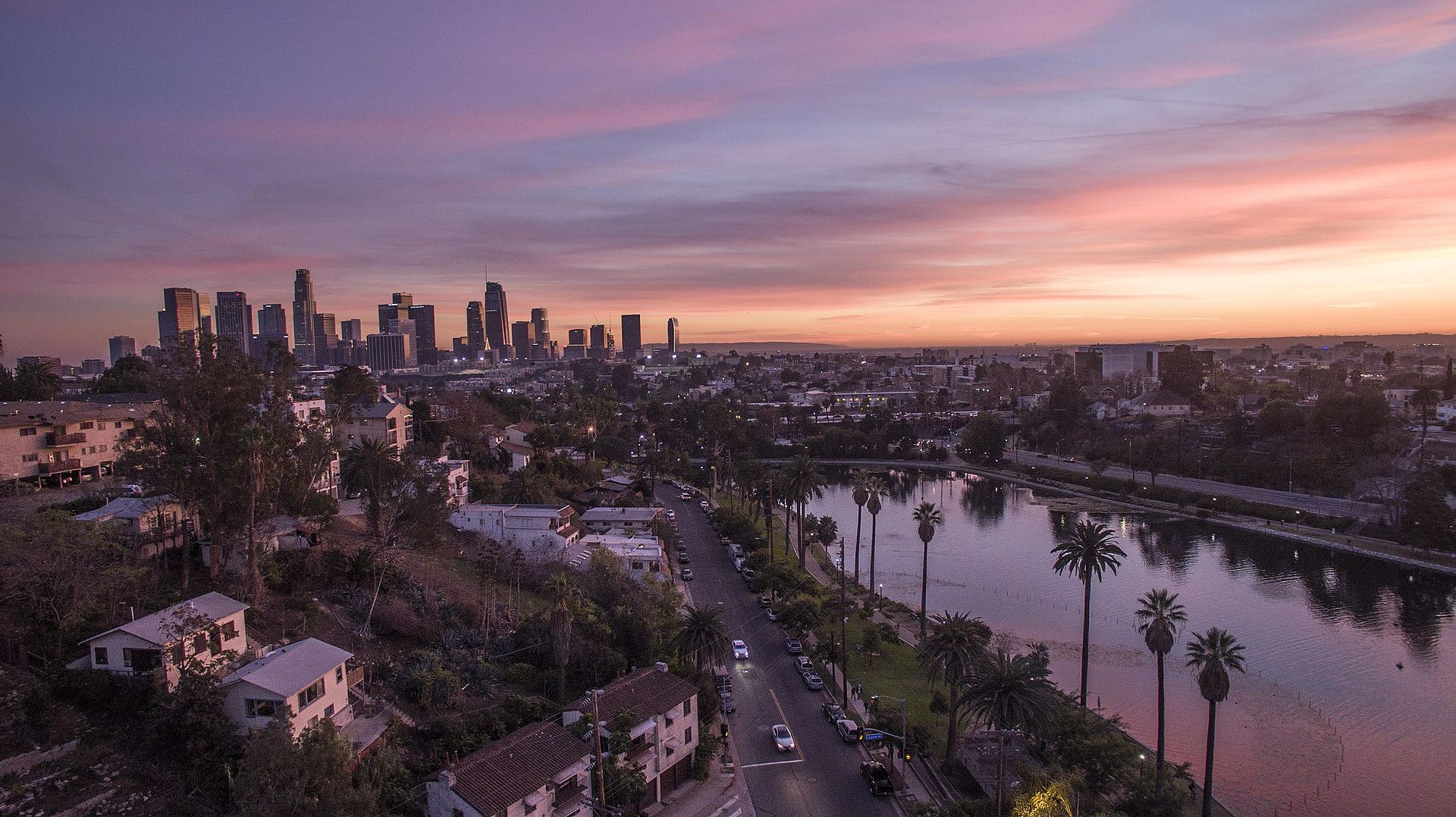 Лос Анджелис премахва автомобилите с ДВГ до 2050