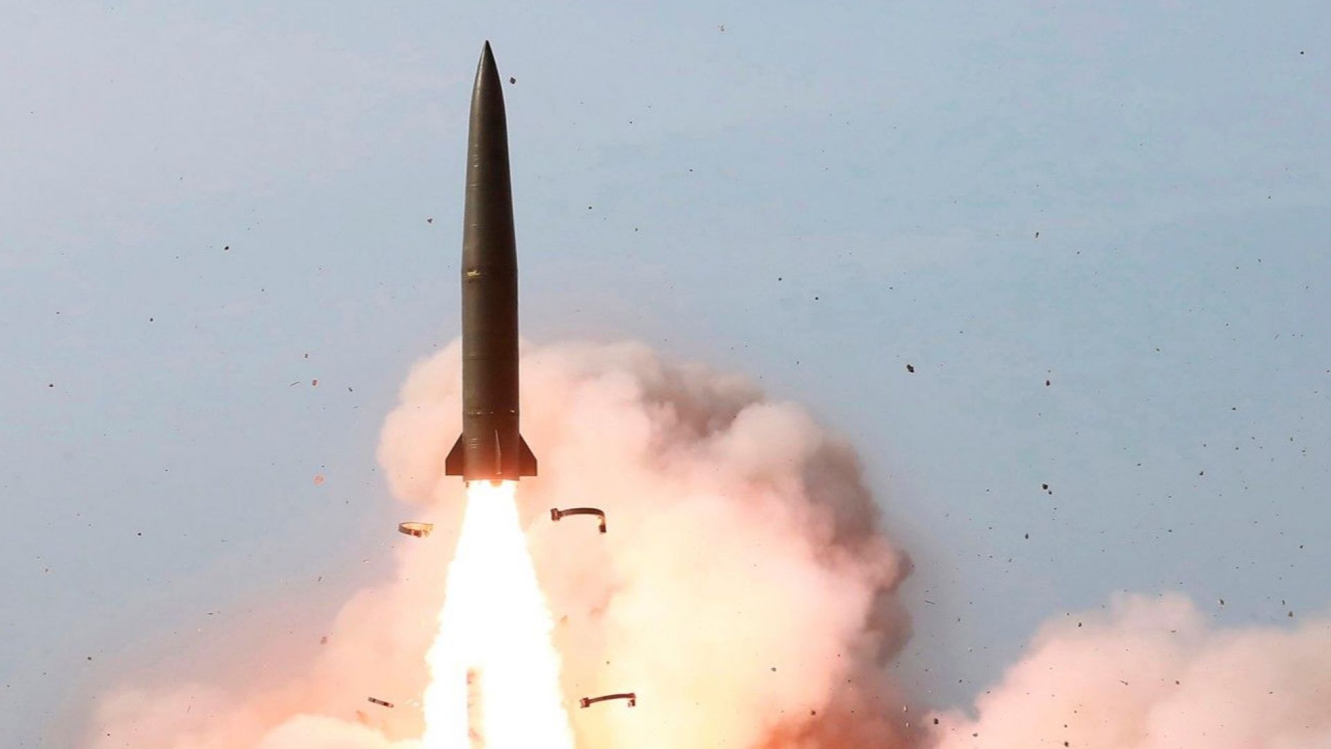 Северна Корея направи два ракетни теста за пет дни