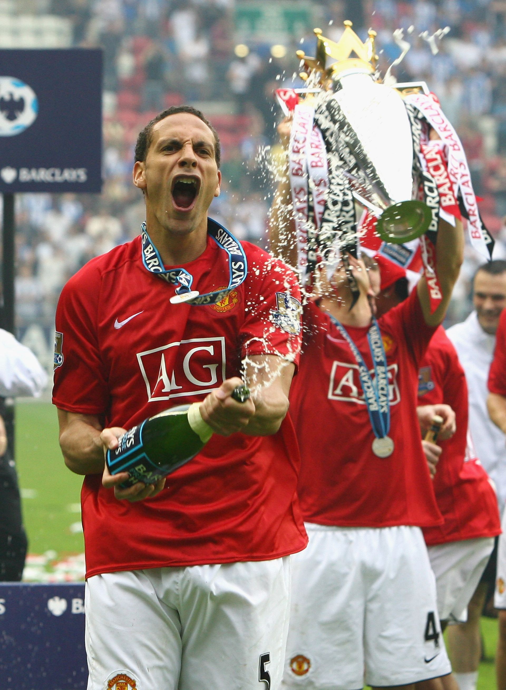 2008 г. - Титлата пак е за Юнайтед! Победата с 2:0 в Уигън стига