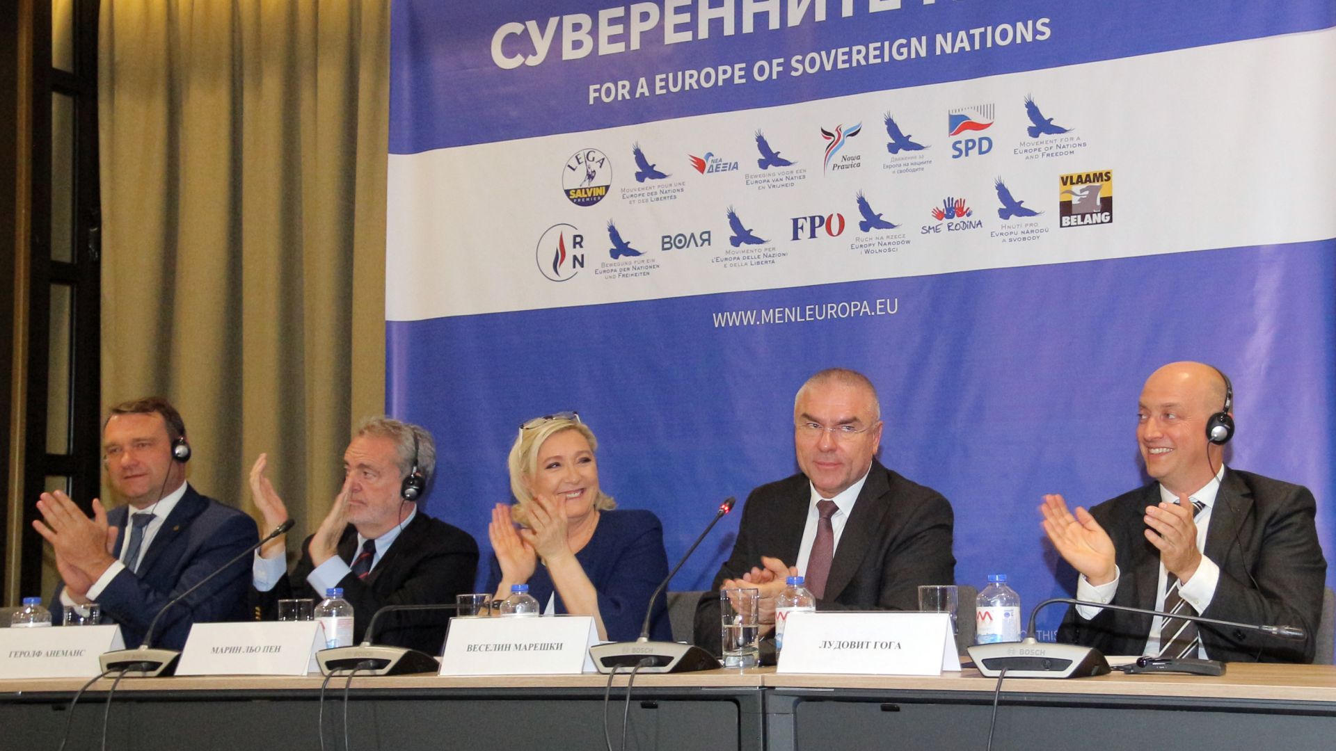 Лидерката на крайно десните във Франция Марин Льо Пен посети