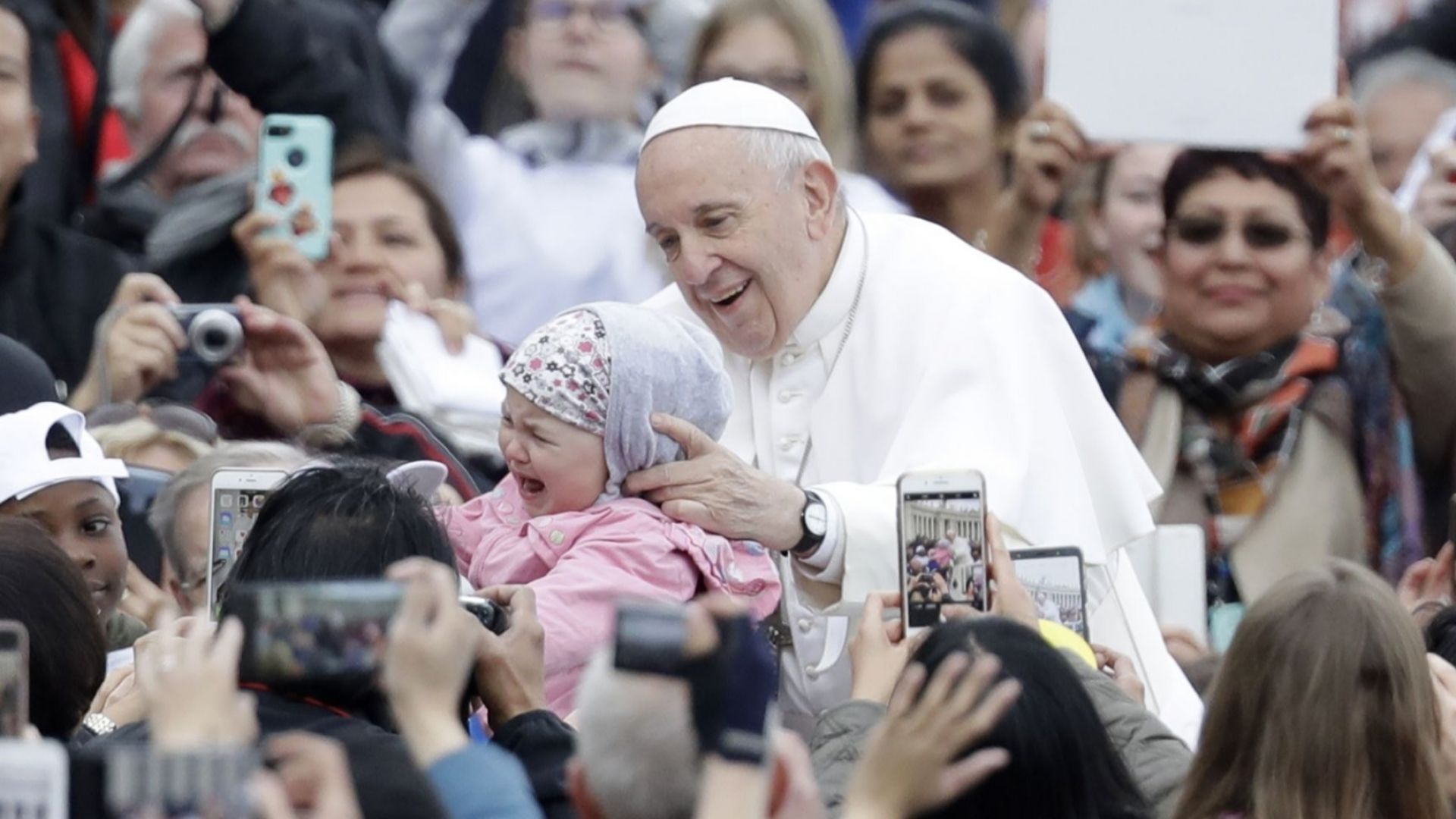 Как папата си направи акаунт в Instagram