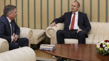Президентът се срещна с Данаил Кирилов и Теодора Точкова