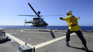 САЩ подари 70 бойни хеликоптера на Гърция