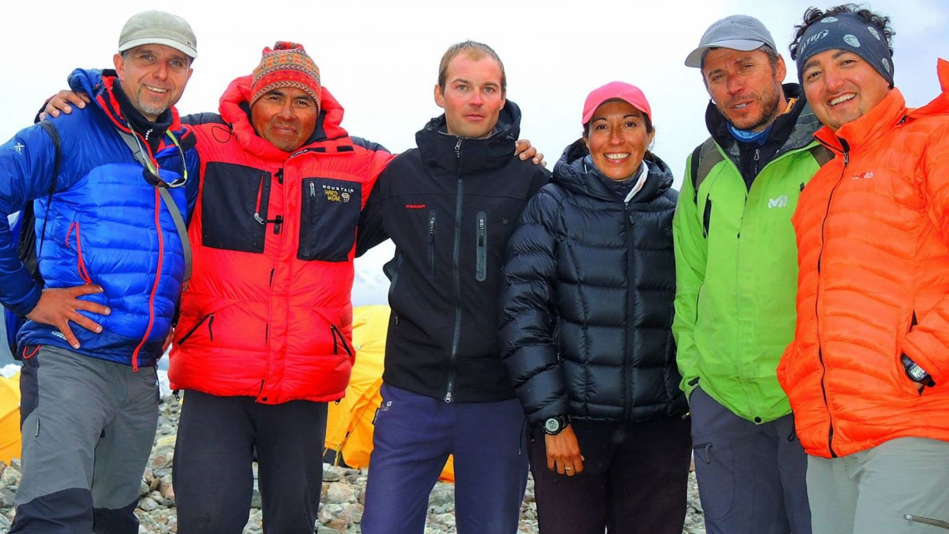 Само ден преди да стане ясно че алпинистът Иван Томов