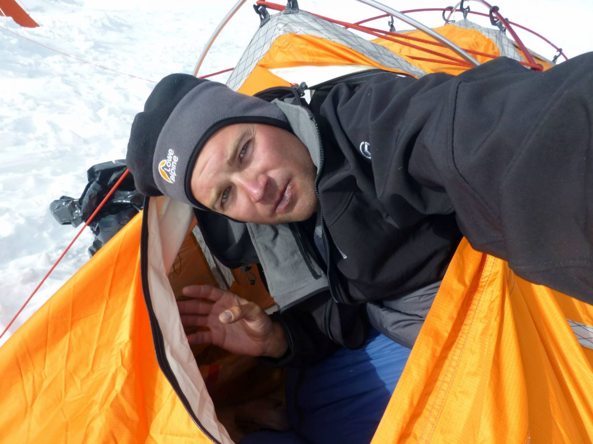 Алпинистът Иван Томов агина на 17 май, след като покори връх Лхотце