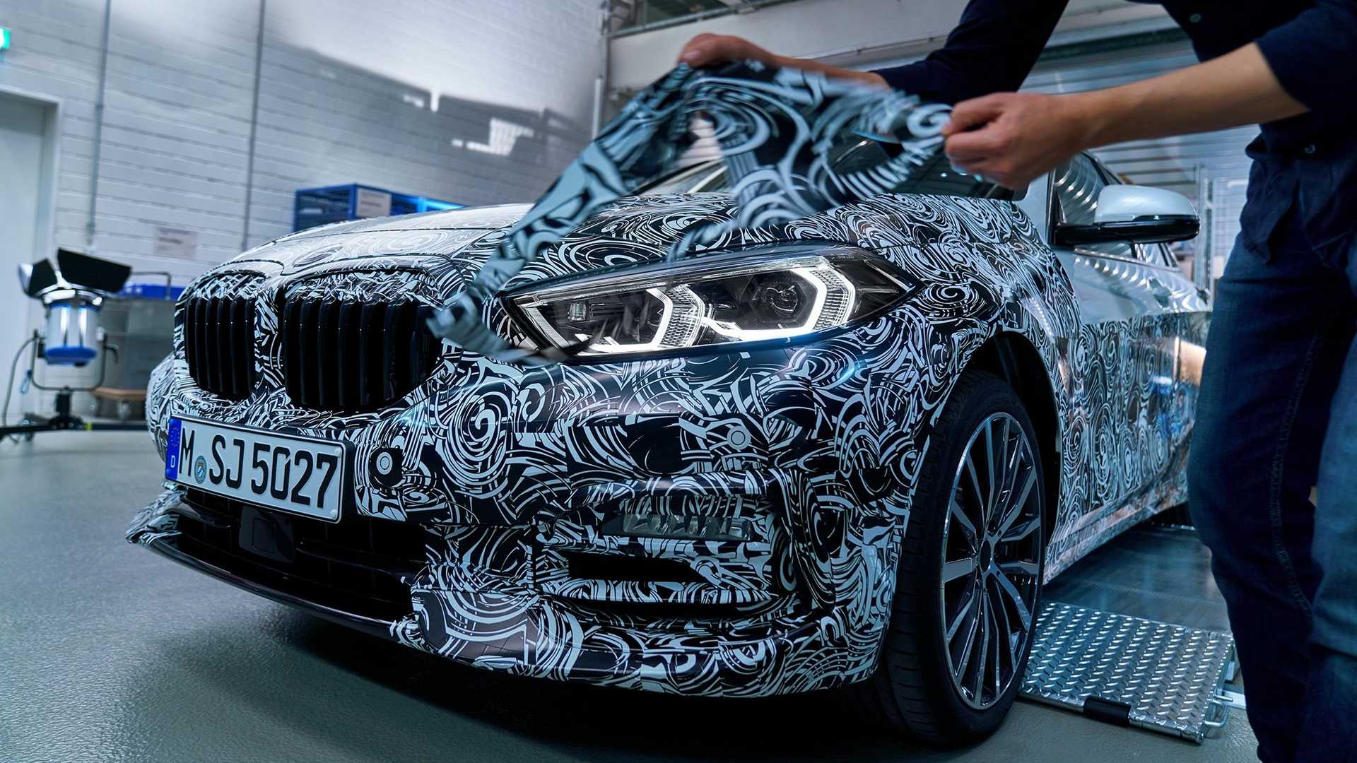 BMW показа дизайна на новата 1-Series