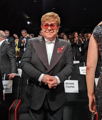 Публика на крака и овации в Кан за "Рокетмен" и Елтън Джон