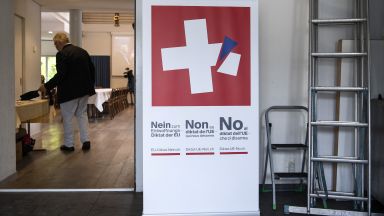 Швейцарците одобриха голяма данъчна и пенсионна реформа