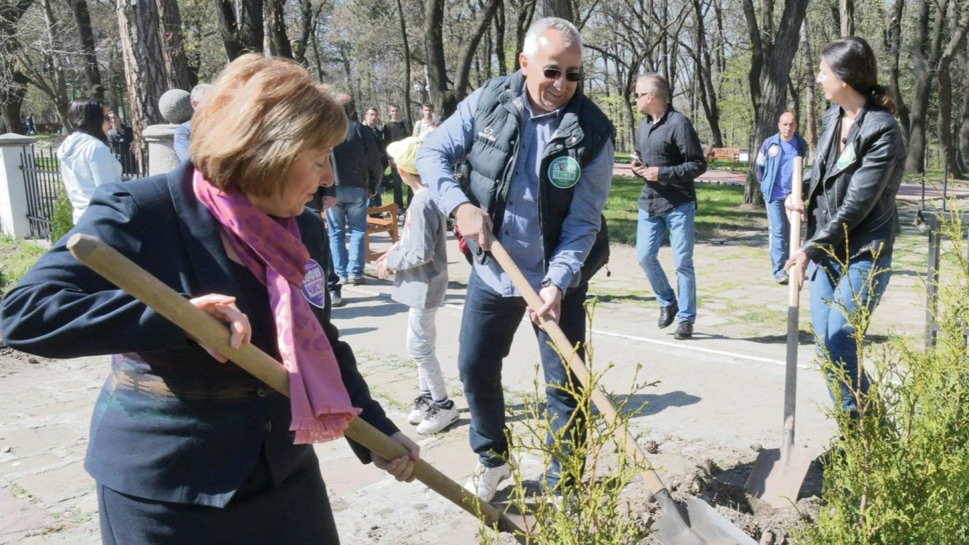 Рекорден брой граждани се включиха в пролетното почистване на София