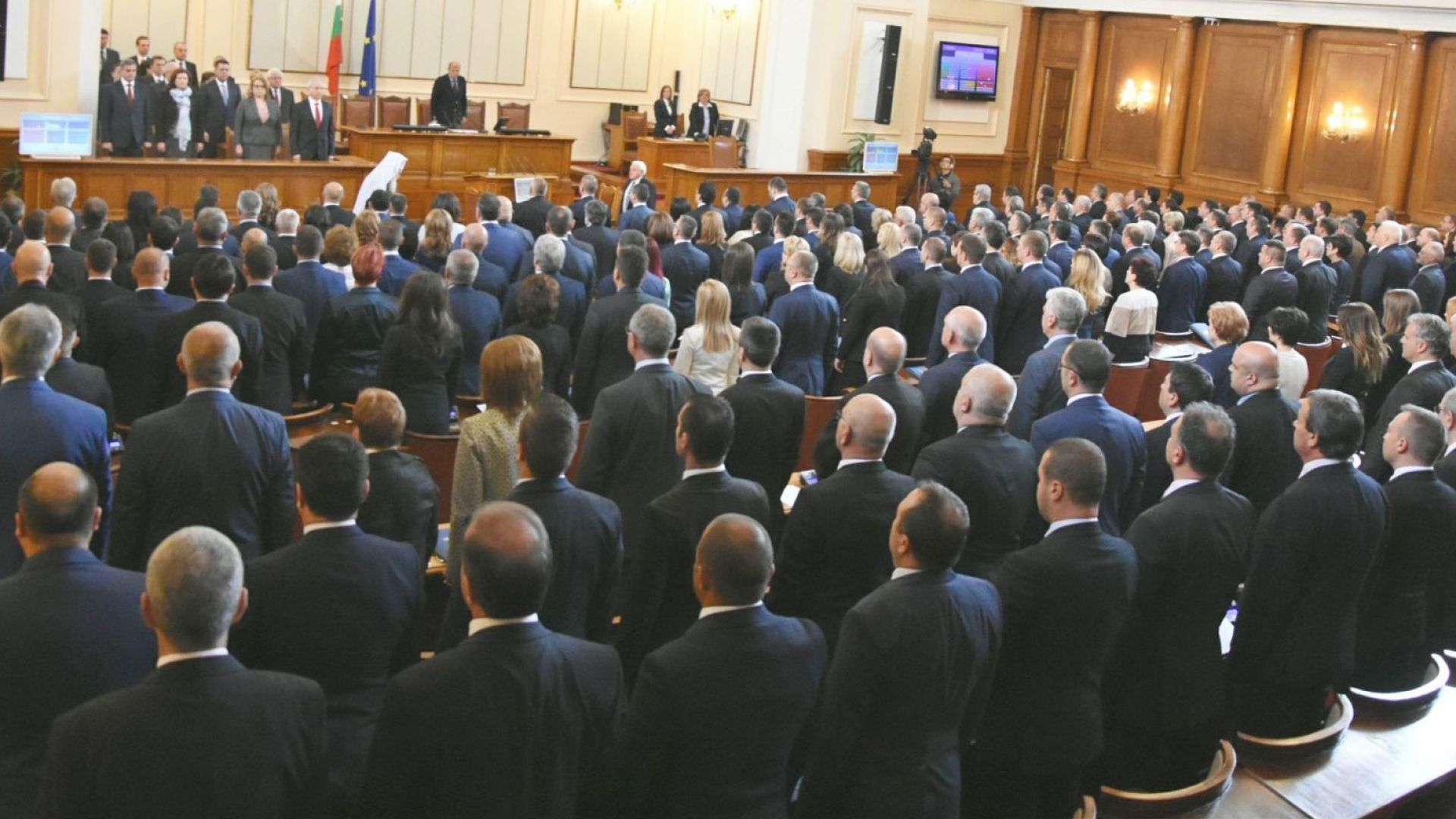 Над 6 5 млн са получили в повече от държавните пари