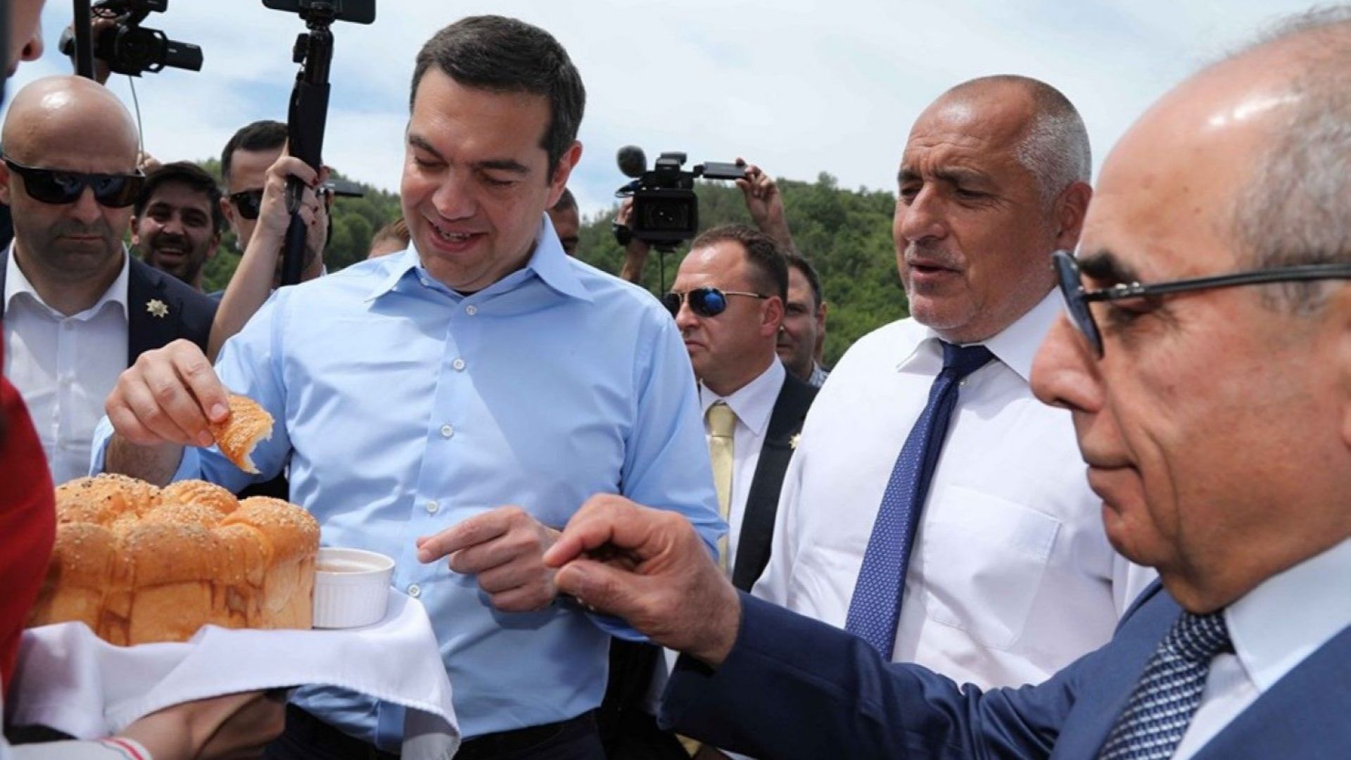 Медиите в Гърция проявяват силен интерес към срещата на министър председателите