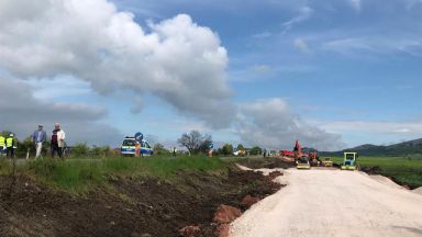 Движението в двете посоки по пътя Калотина Драгоман в