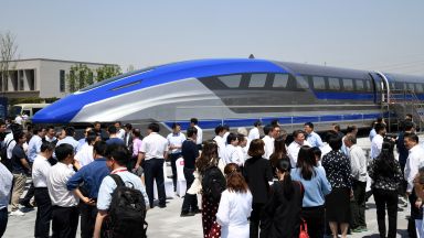 Китай създаде влак на магнитна възглавница, развива 600 км/ч. (снимки)
