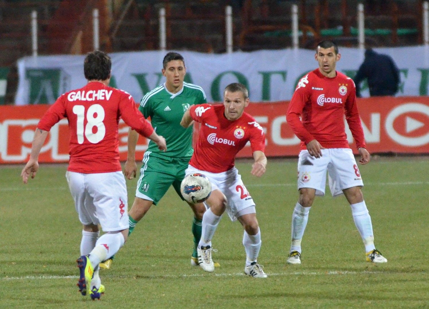 Момент от финалния шампионски сблъсък Лудогорец - ЦСКА през 2012 г.