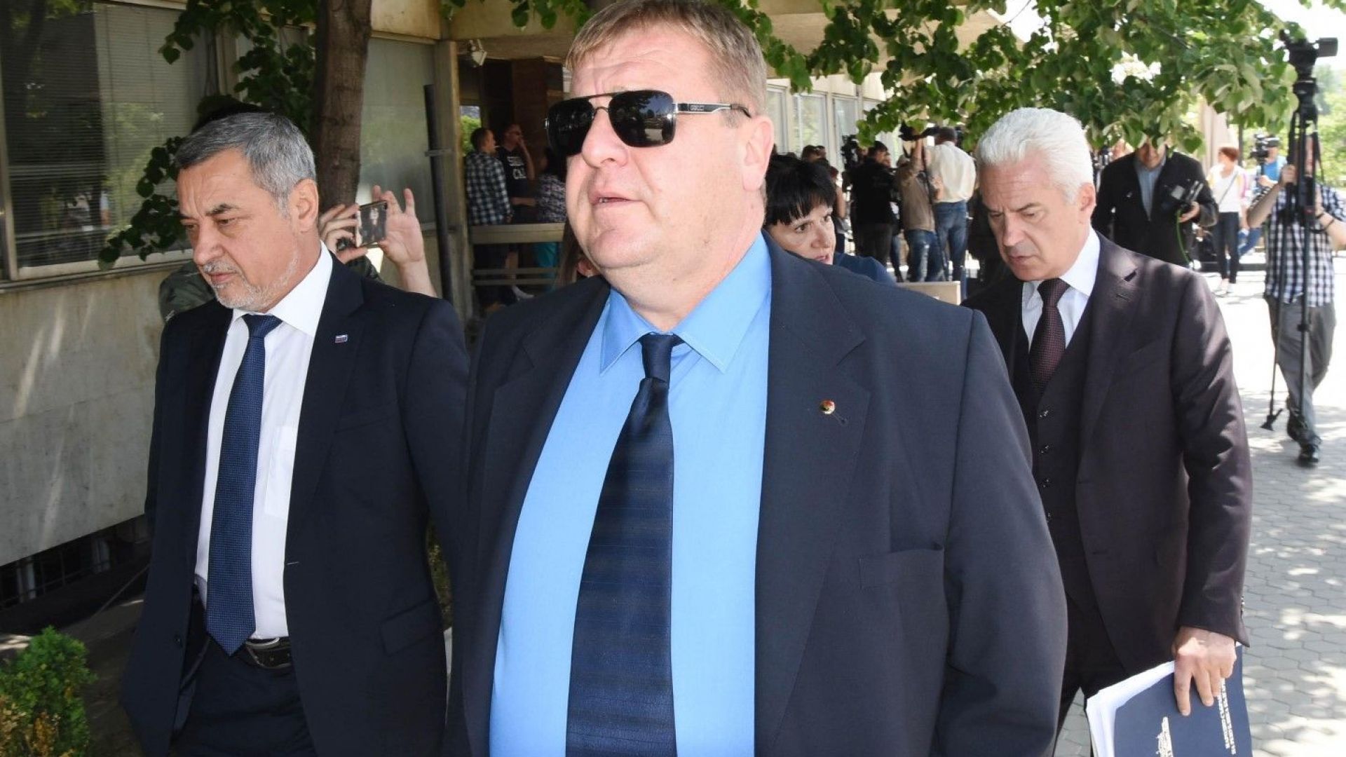 Атака плюха по мен по ВМРО по цялата ни кампания