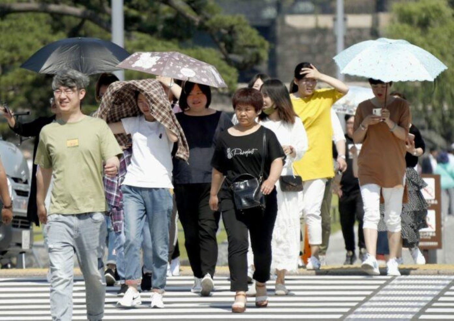 Екстремни жеги в Япония, властите призоваха да се пести ток