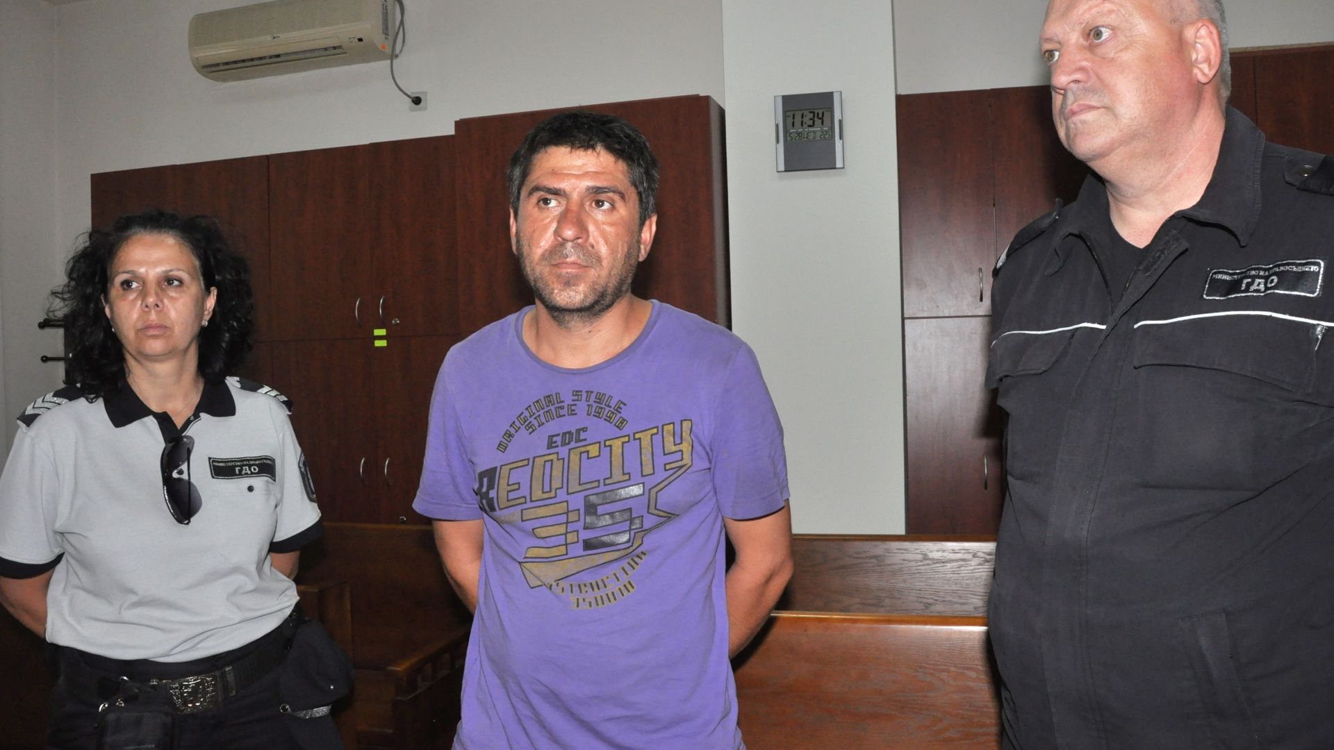 Районният съд в Хасково остави в ареста 37 годишния мъж обвинен