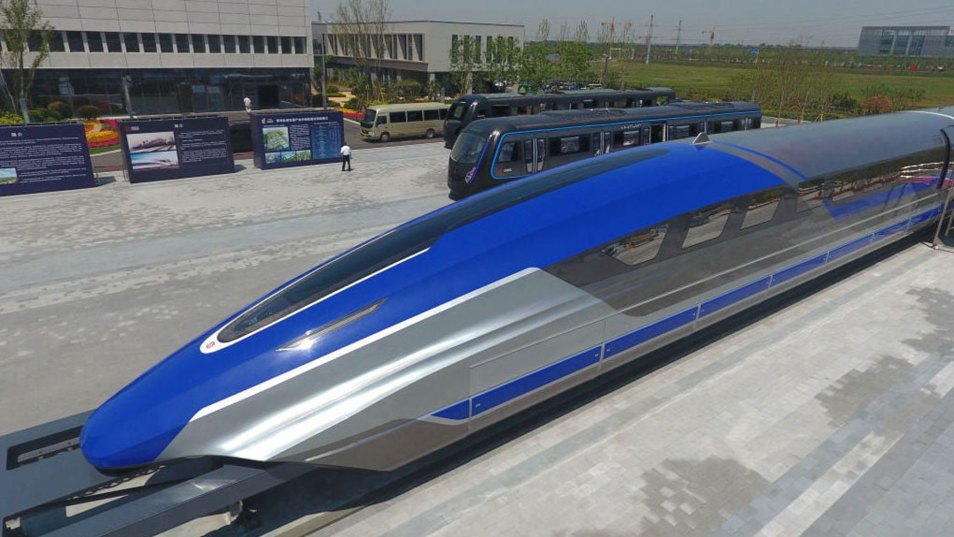 Китайски влак развива 600 км/ч