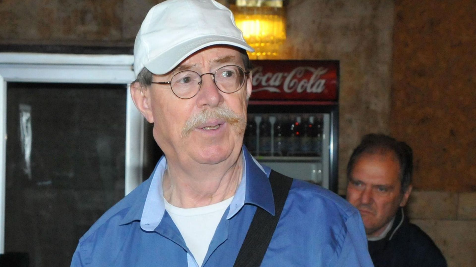 Режисьорът Георги Дюлгеров е откаран по спешност в Пирогов след