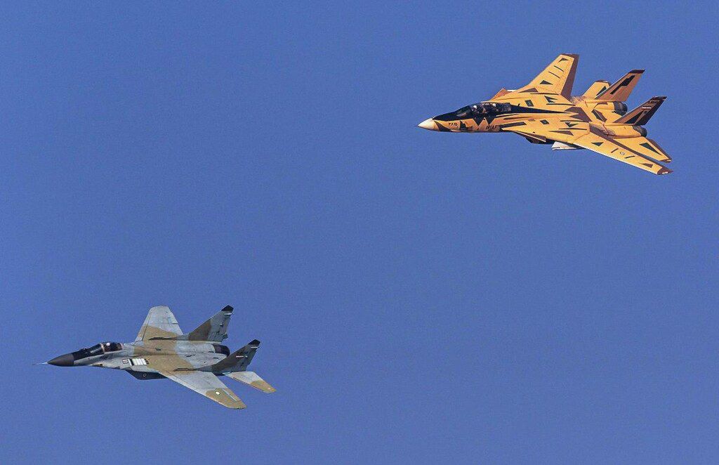 Най-модерните самолети на Иран - МиГ-29 и F-14