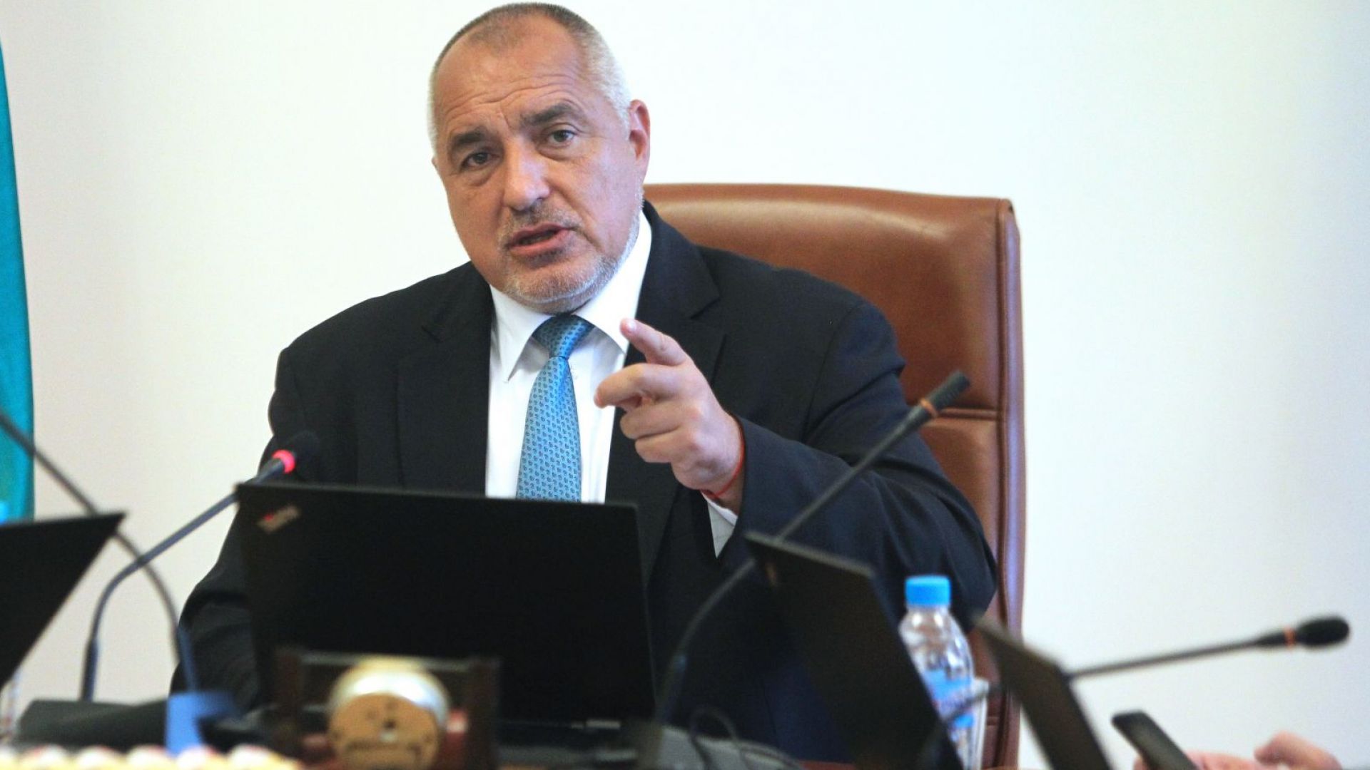 Премиерът Бойко Борисов опроверга твърдението на Цветан Цветанов че му