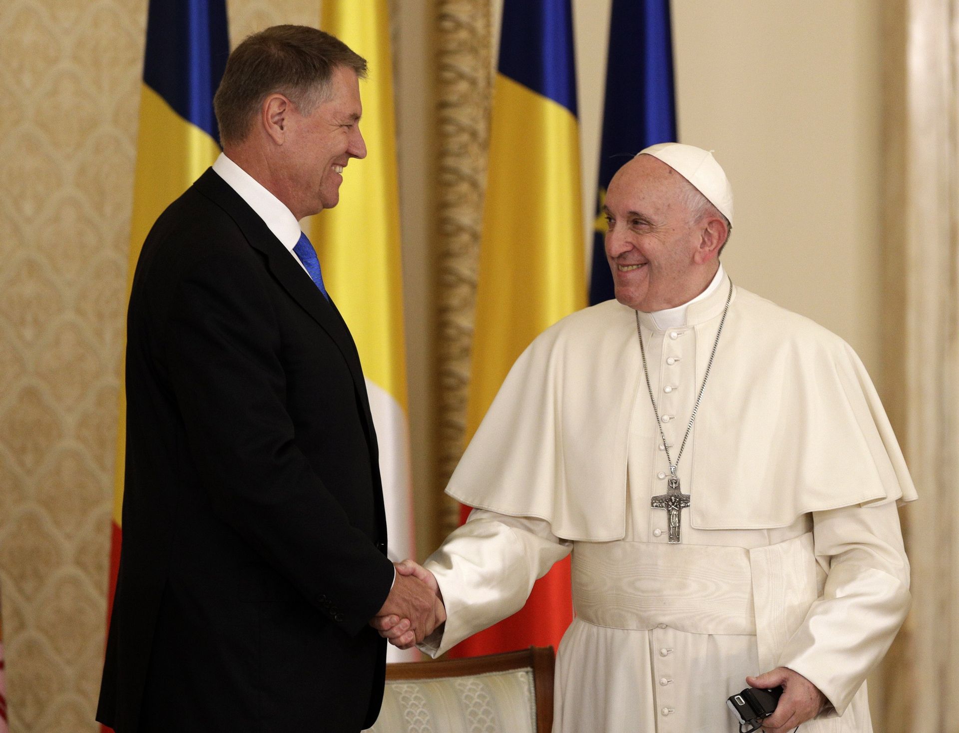 Папата в Президентския дворец в Букурещ