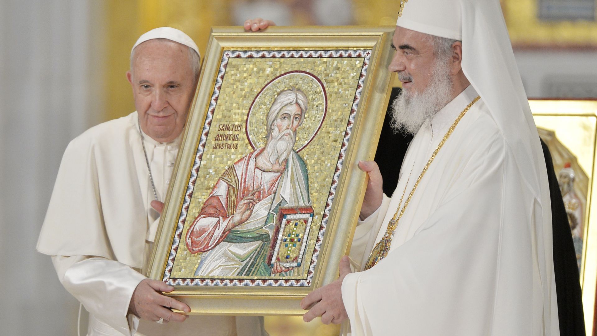 Папа Франциск който пристигна днес на тридневно посещение в Румъния