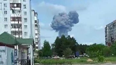 79 станаха ранените при взривове в руски завод за експлозиви