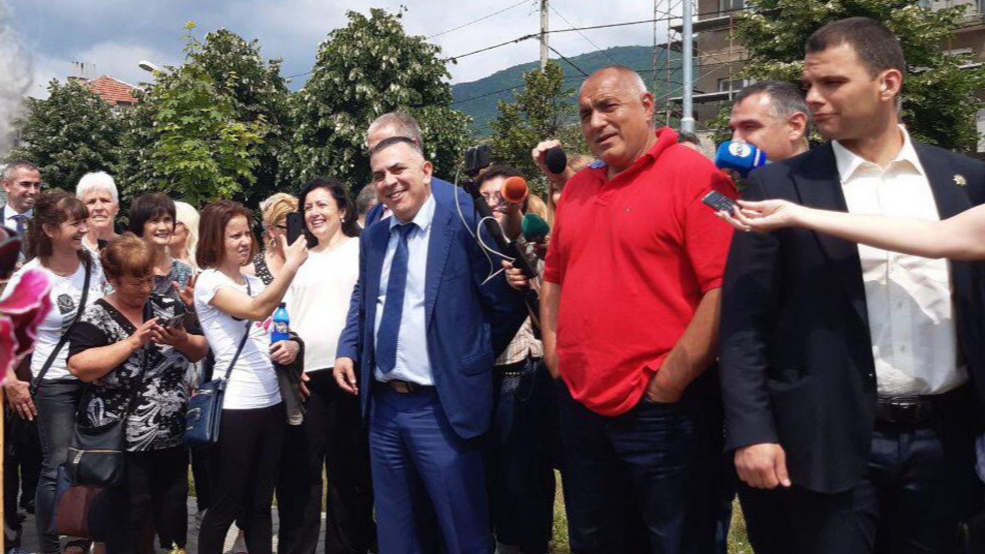 След Нова Загора и Сливен премиерът Бойко Борисов се отби