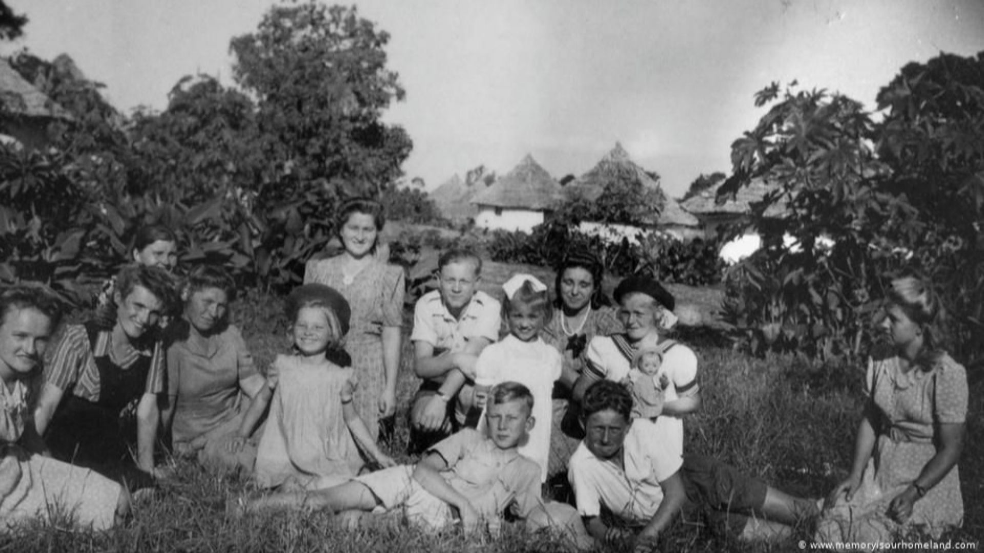 Всичко започва с Пакта за ненападение между Хитлер и Сталин