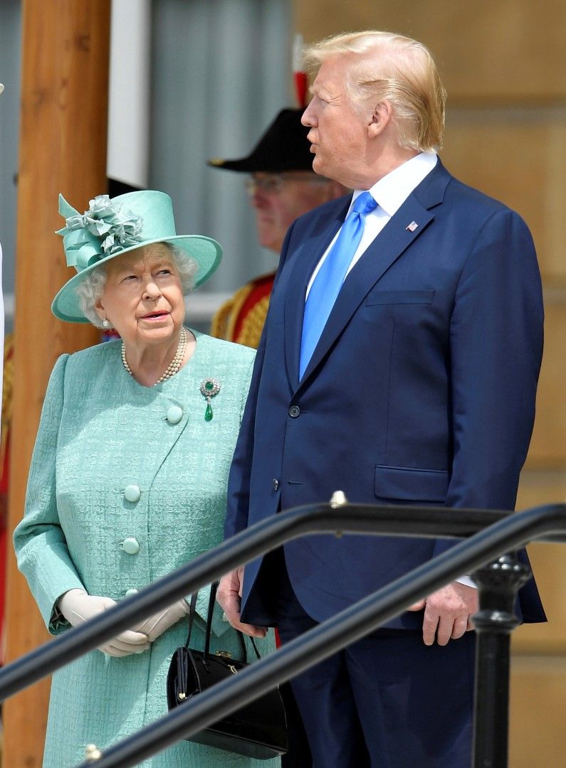 Кралица Елизабет с Доналд Тръмп