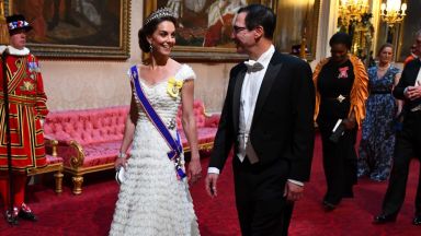 Кейт прие семейство Тръмп като истинска принцеса в Бъкингам