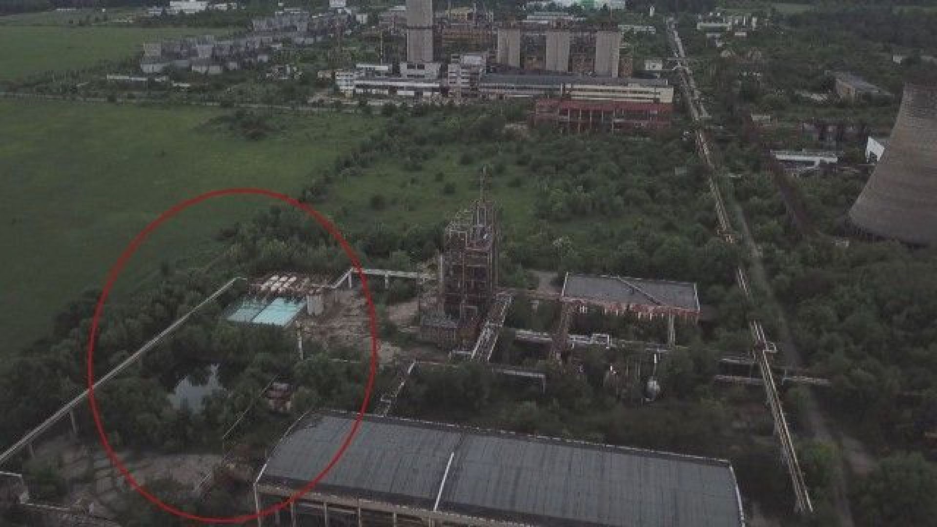 Все още опасният серовъглерод не е изнесен от бившия завод