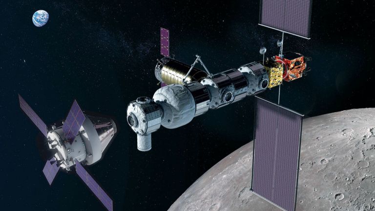 "Спейс Екс" ще изстреля модулите за окололунната станция през 2024 г.