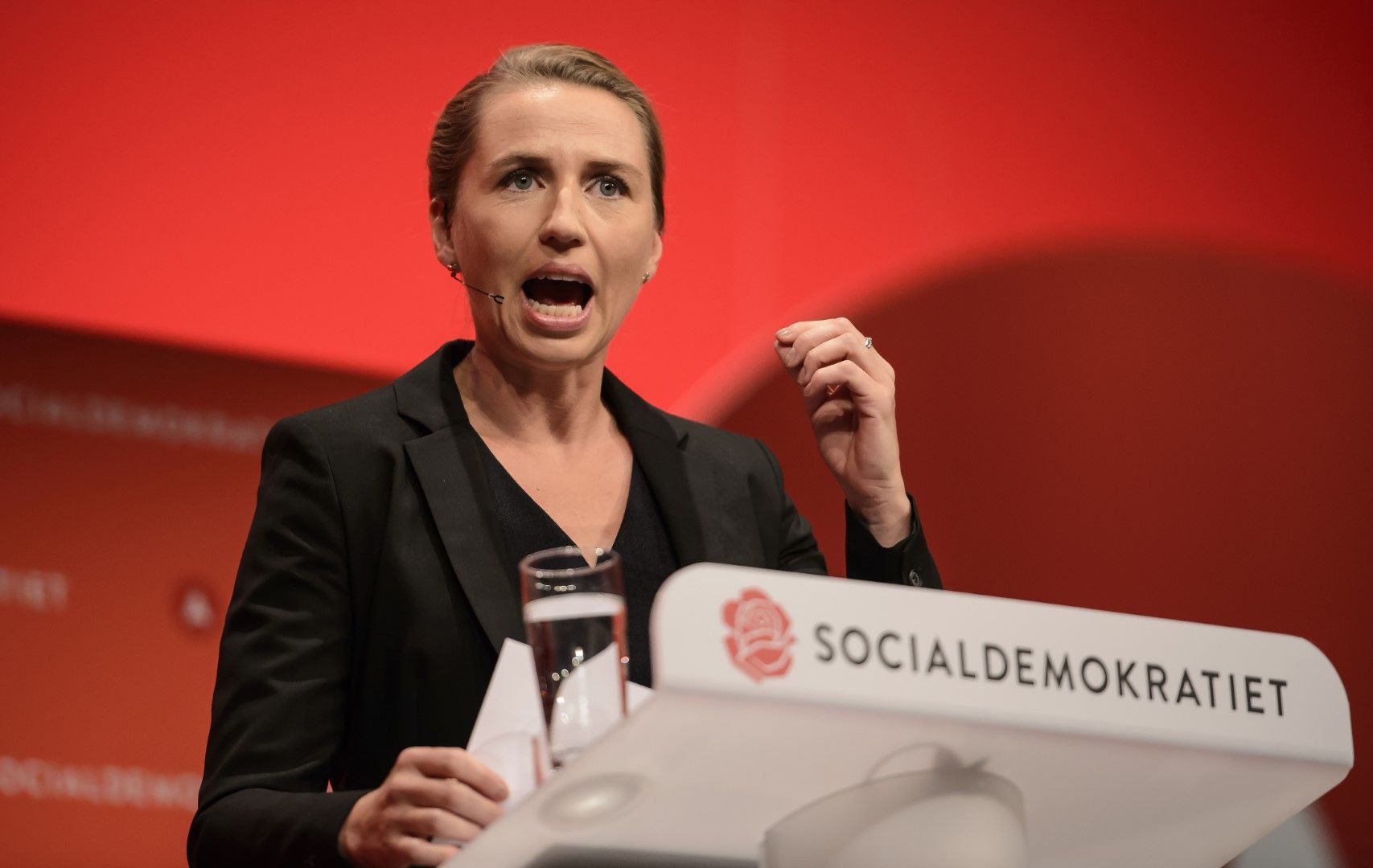Председателят на Социалдемократическата партия на Дания Мете Фредериксен