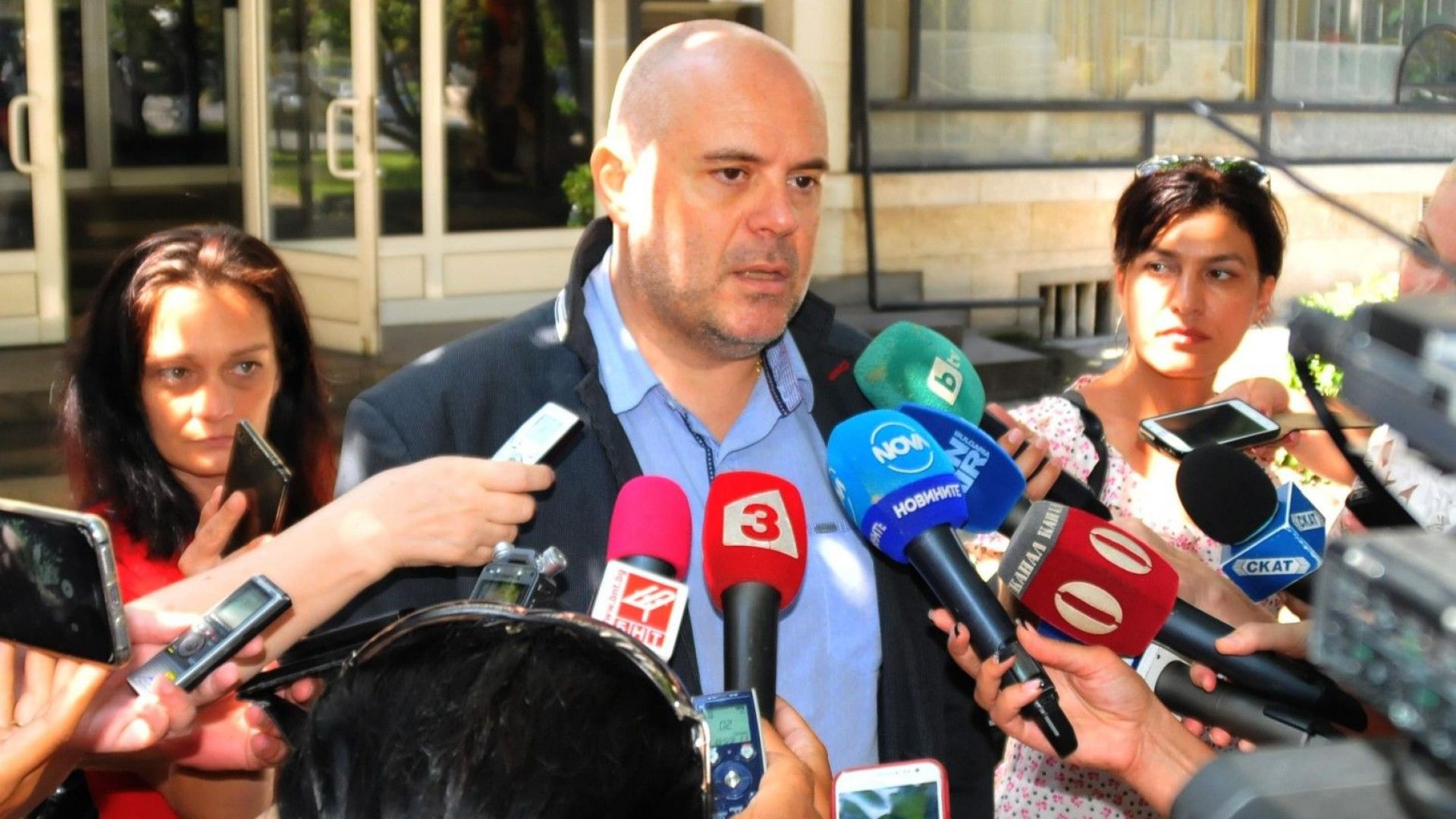 Заместник главният прокурор Иван Гешев изрази подозрение че във връзка с