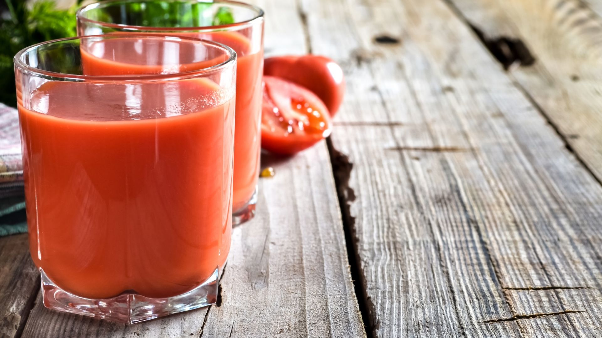 Учени изтъкнаха ползата от доматения сок