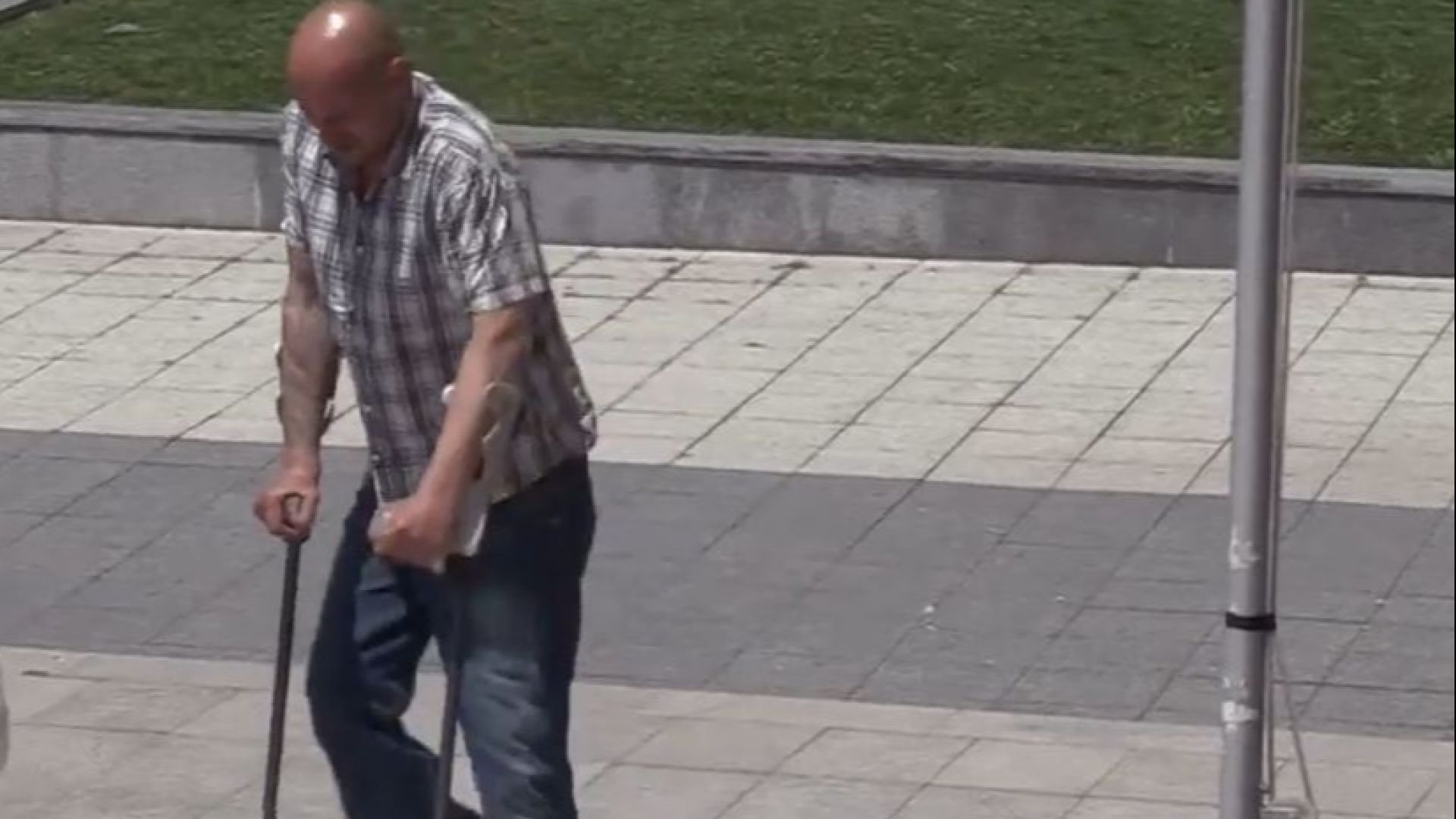 Бургаският районен съд осъди на 3 месеца затвор ефективно 44 годишния